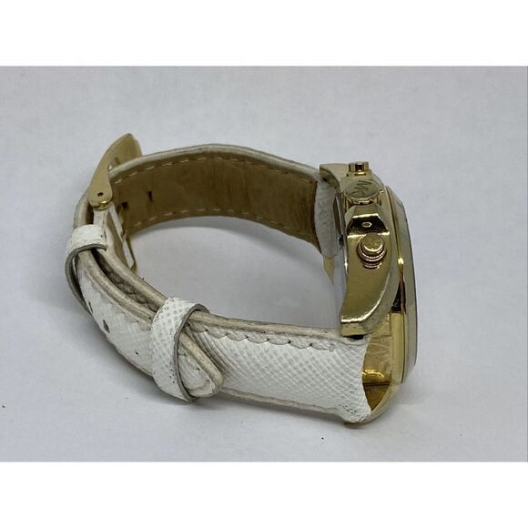 Michael Kors MK5973 Women's White Leather Analog Dial Quartz Wrist Watch XX494 - Picture 12 of 12